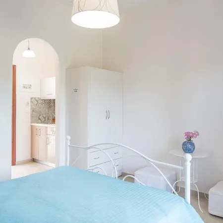 Nikos & Vivi * Perivólion