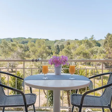 Nikos & Vivi شقة Perivólion