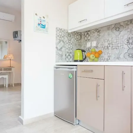 Nikos & Vivi Apartamento Perivólion